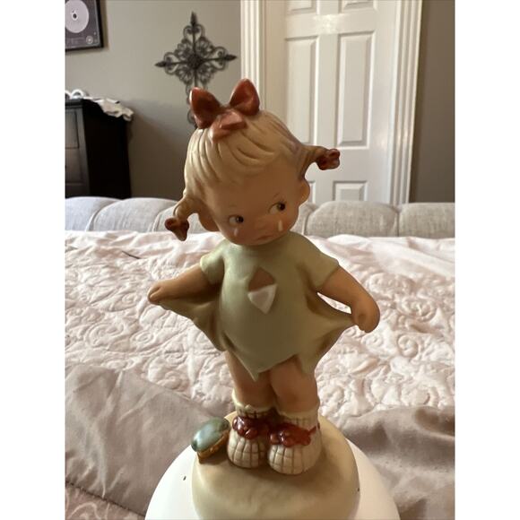 1988 Memories Of Yesterday Mommy I Teared It Little Girl Figure Vintage Rare - Picture 5 of 7